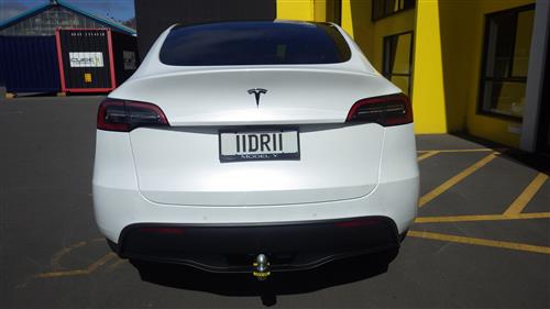 TESLA MODEL Y SALOON 2020-CURRENT